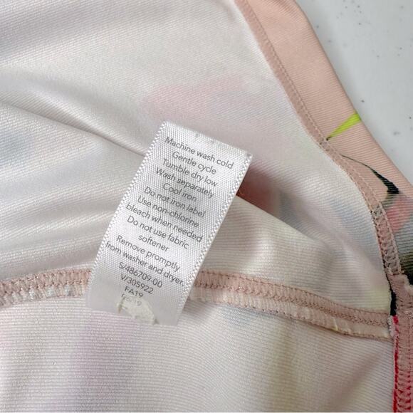 ATHLETA Shanti Womens Sz M Tank Top Pink Floral Racerback Athleisure Yoga - Picture 13 of 14